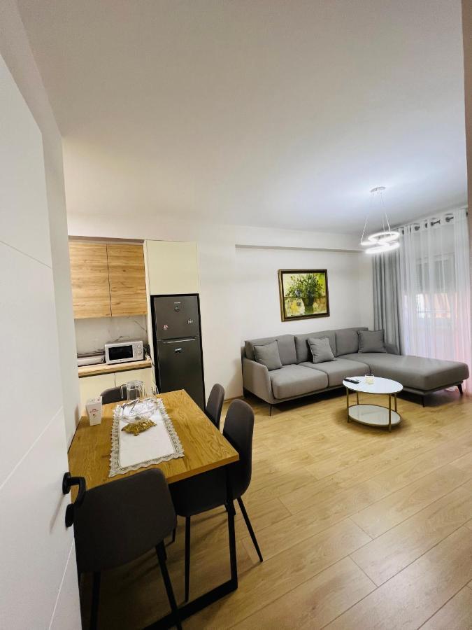 Lovely Apartment, Free Parking Tiran Dış mekan fotoğraf